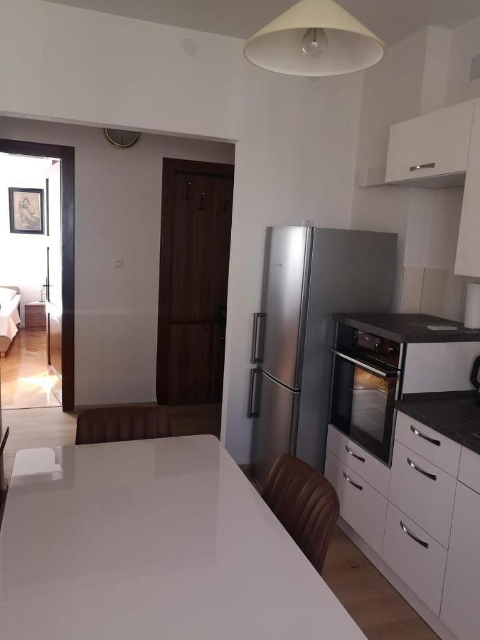Tranquil Urban Escape Appartement Split Buitenkant foto